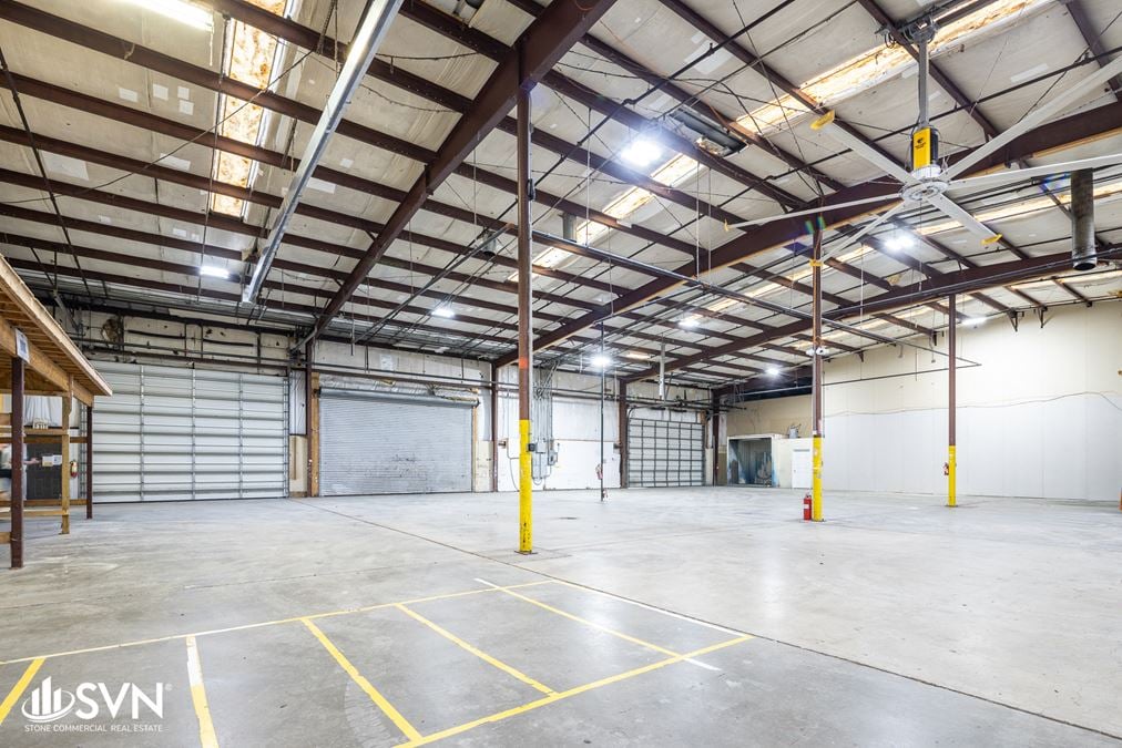 4,000 - 24,300 SF Industrial Space For Sublease