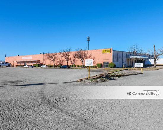 3250 West Seminary Drive Fort Worth Tx Industrial Building