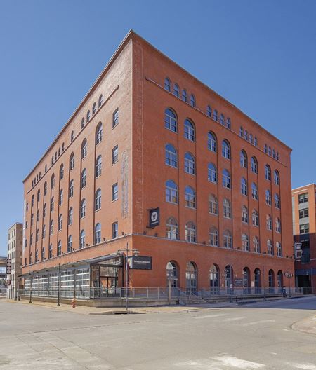 Photo of commercial space at 1004 Spruce Street in St. Louis