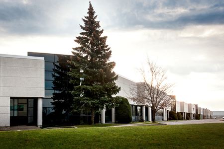 699      Space Photo Gallery 1