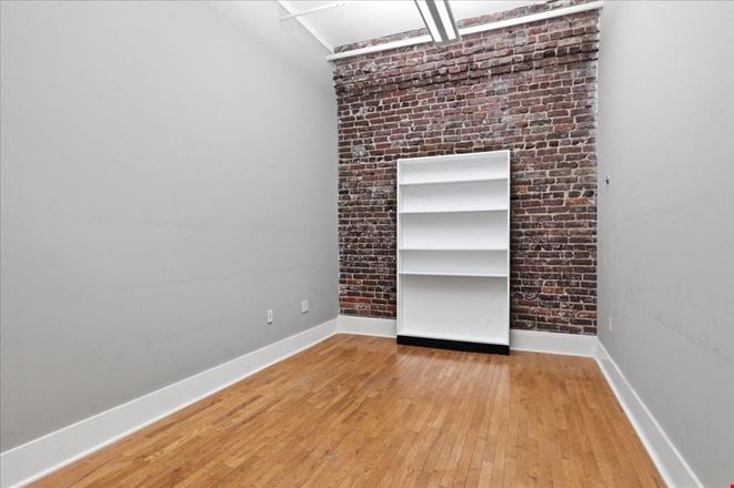 418 S Gay St