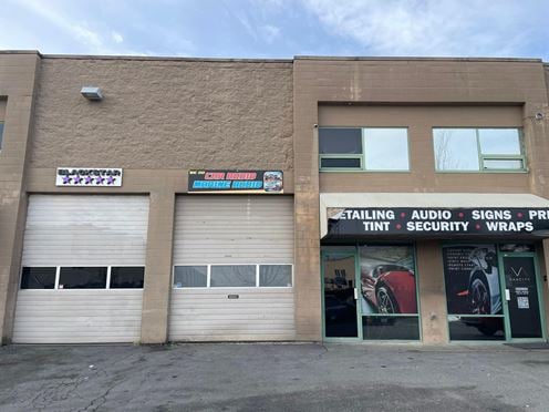 19415 56 Avenue, Unit 105