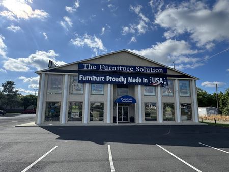 Retail space for Rent at 1890 Pulaski Hwy in Bear
