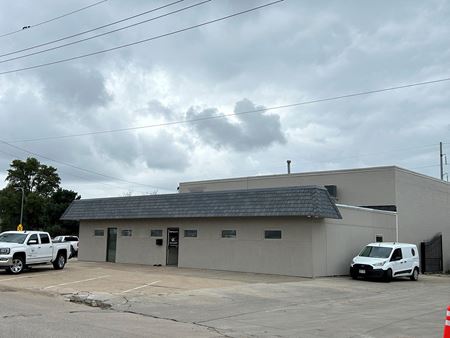 Industrial space for Rent at 14909 Grover Street in Omaha