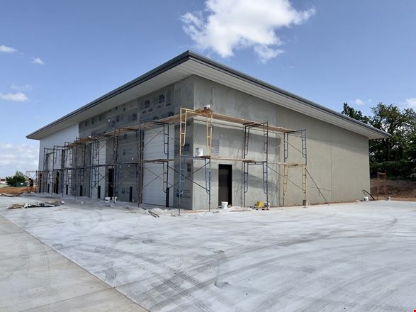 Carlson Business Park - Flex Spaces