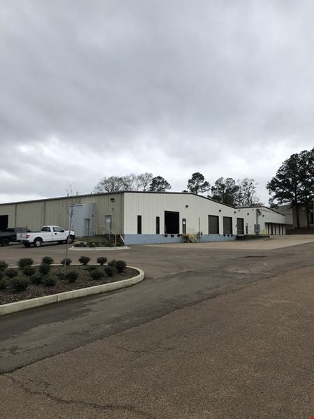 Commercial space for Rent at 588 Century Pl in Ridgeland