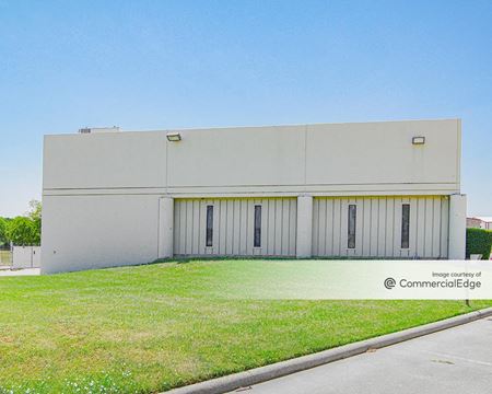 Industrial space for Rent at 2016 Martin Luther King Jr Fwy in Fort Worth