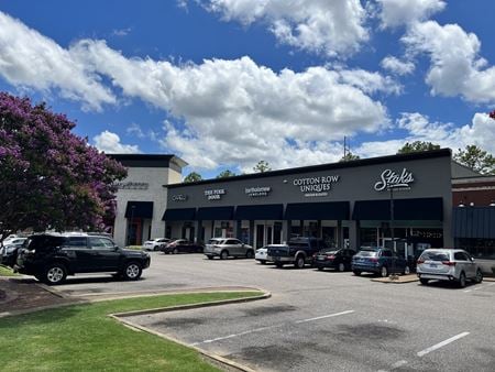 Retail space for Rent at 575 S Perkins Rd in Memphis
