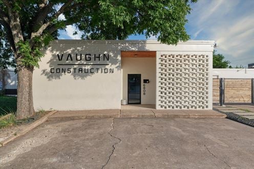 6808 Broad Ave