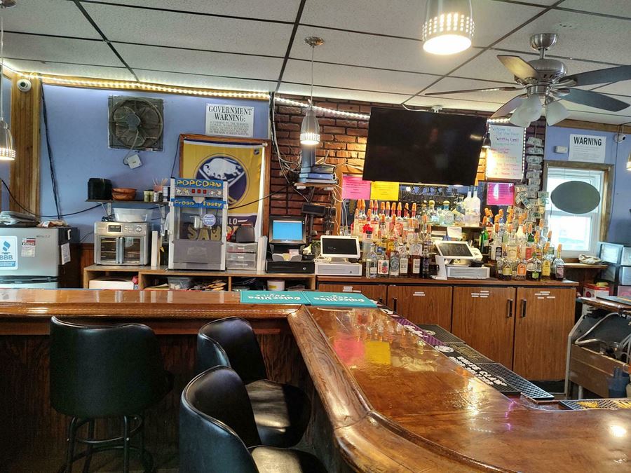 2,304+/- SF TURN KEY BAR