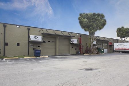 Industrial space for Rent at 7278-80 NW 25th St, Miami, FL 33122 in MAIMI