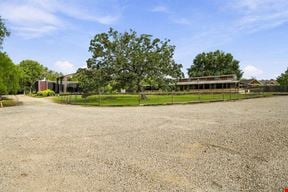 17527 Highway 105 E