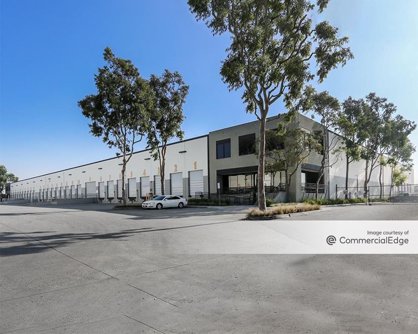 Customhouse Plaza 2695 Customhouse Court Industrial Building Customhouse Plaza 2695 Customhouse Court Industrial Building