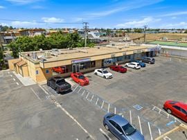 100% Leased Strip Center on High Traffic Corridor