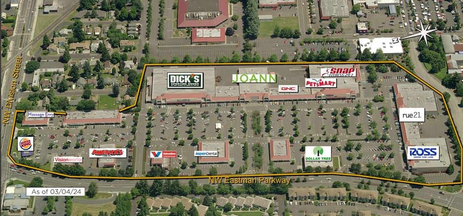 Retail space for Rent at 620 NW Eastman Pkwy in Gresham