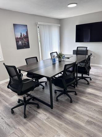 Coworkers Zone LLC - Longwood