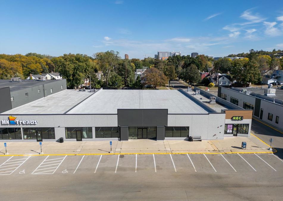 Versatile Space at Miracle Mile Shopping Center