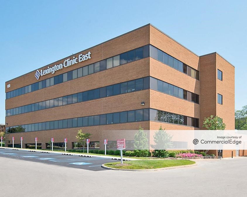 100 North Eagle Creek Drive, Lexington, KY 40509