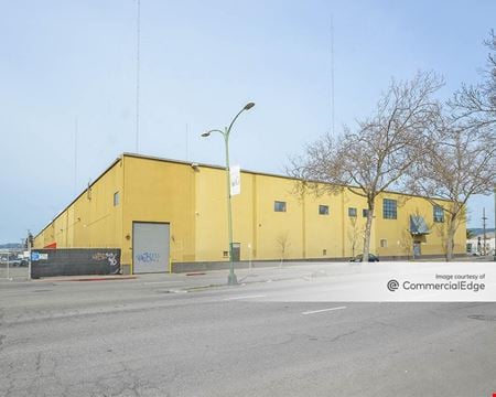 Industrial space for Rent at 2201 Poplar Street in Oakland