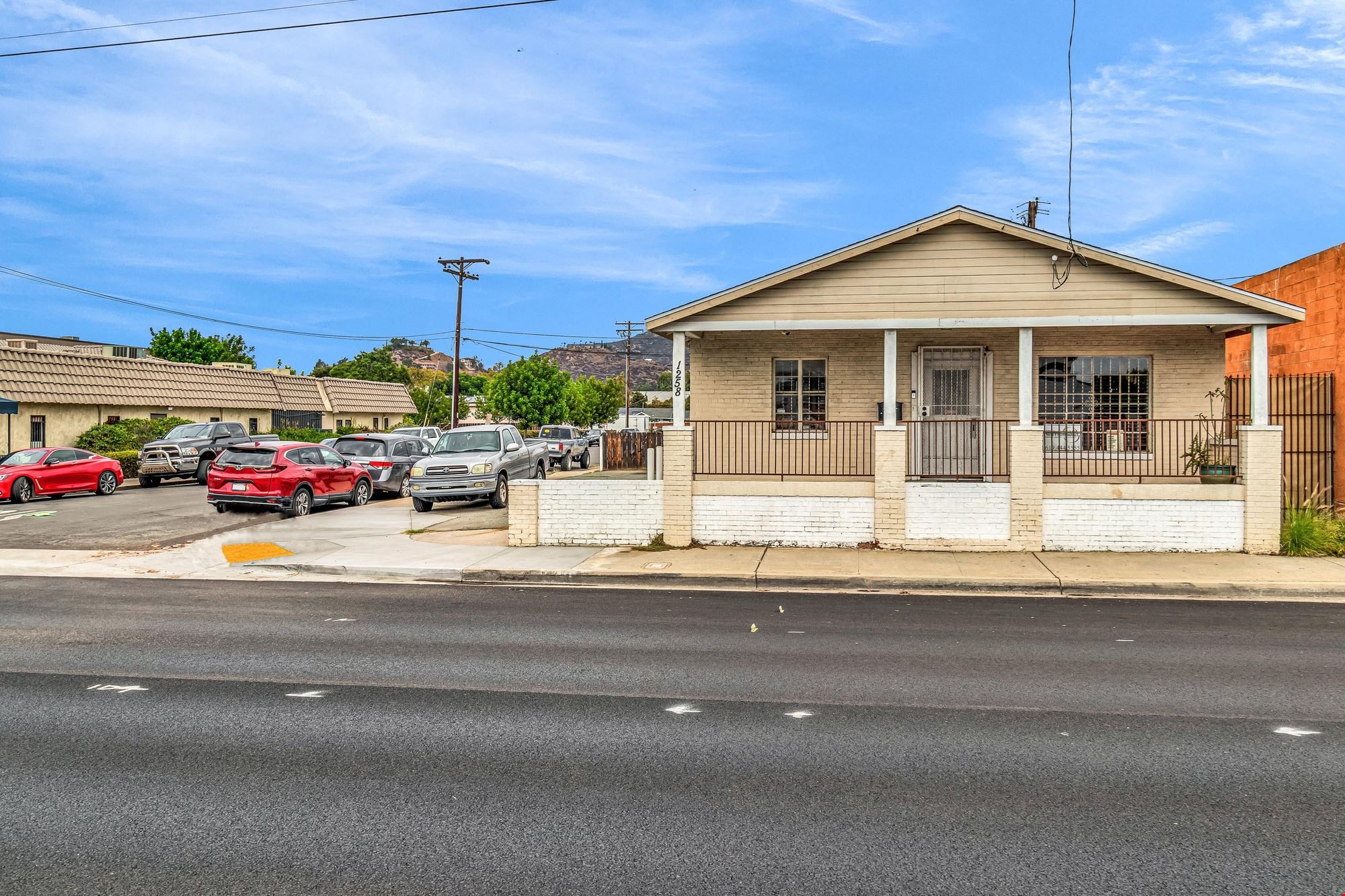 1258 Broadway
