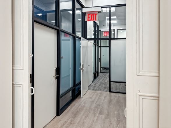Regus - Wilmington - N Market St