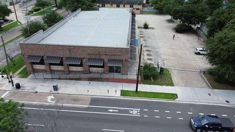 Former Dollar Store For Sublease