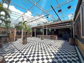 165 NW 23rd St