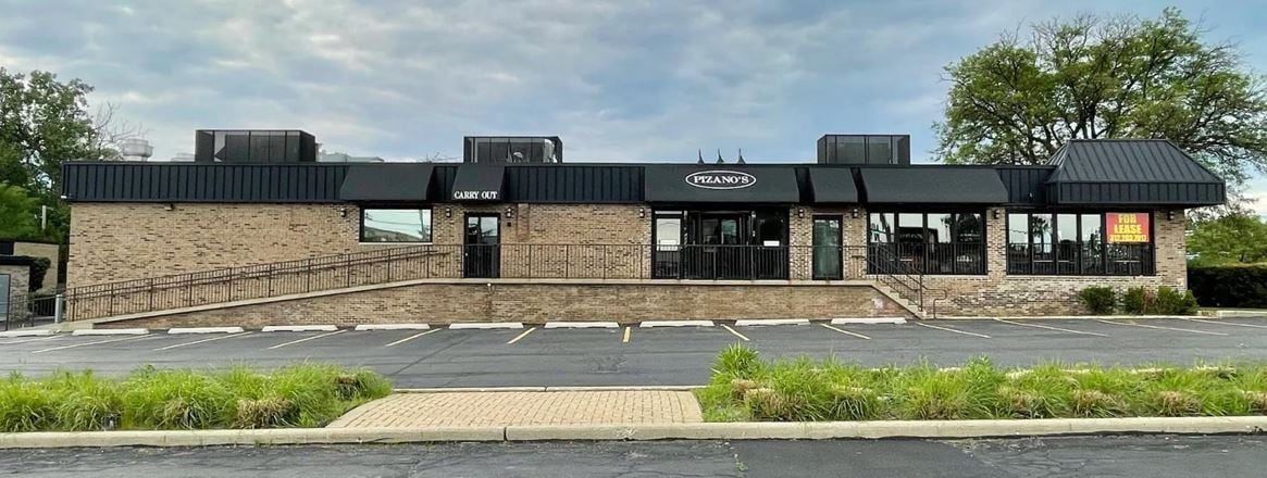 1808 Waukegan Rd