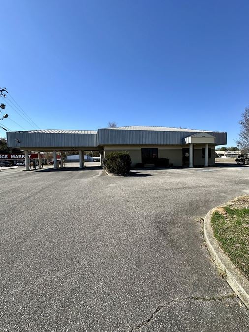 Former Bank Building on US-90