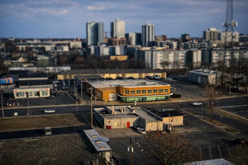 OFFICE & WAREHOUSE BUILDING FOR SALE