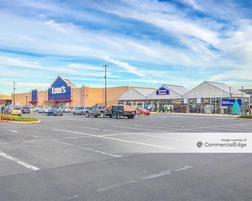 Whitman Square Lowe's 9701 Roosevelt Blvd Retail Space