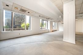 2 N Charles St