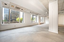 2 N Charles St