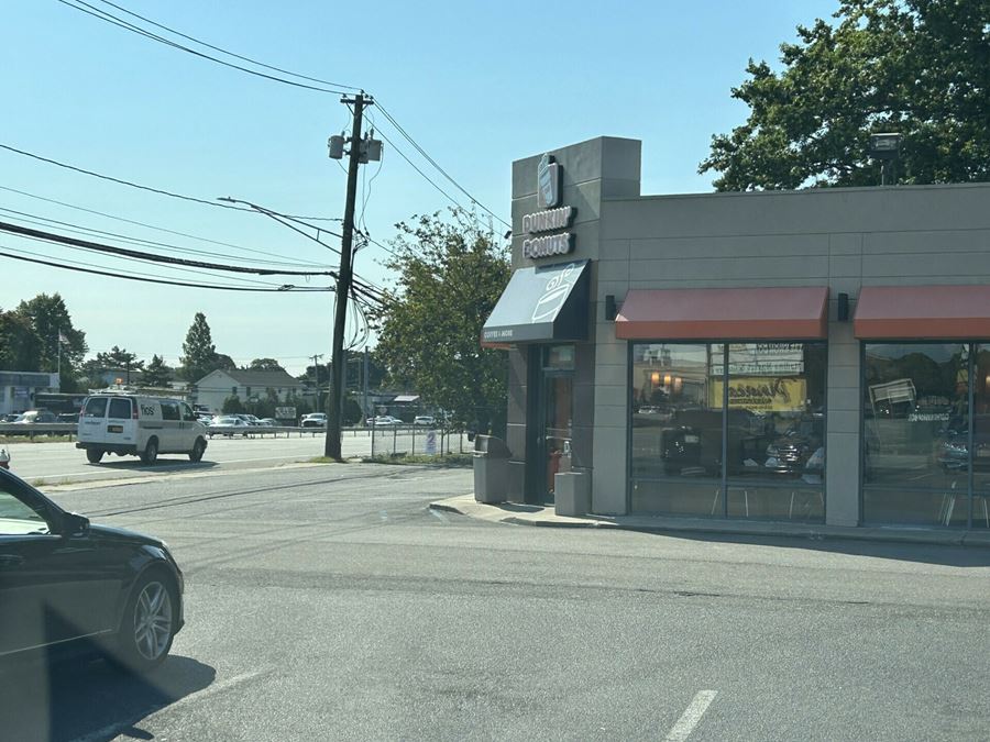 Former Dunkin' Donuts for Lease