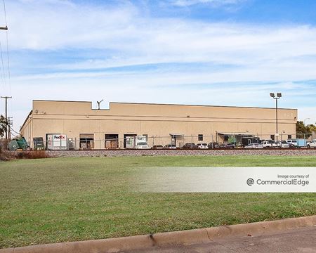 Photo of commercial space at 11333 Pagemill Road in Dallas