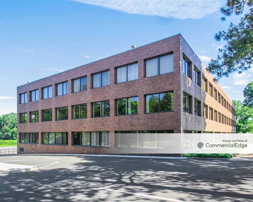 1952 Whitney Avenue, Hamden, CT Office Space