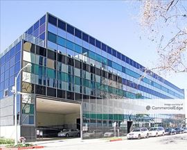 Wilshire Robertson Plaza