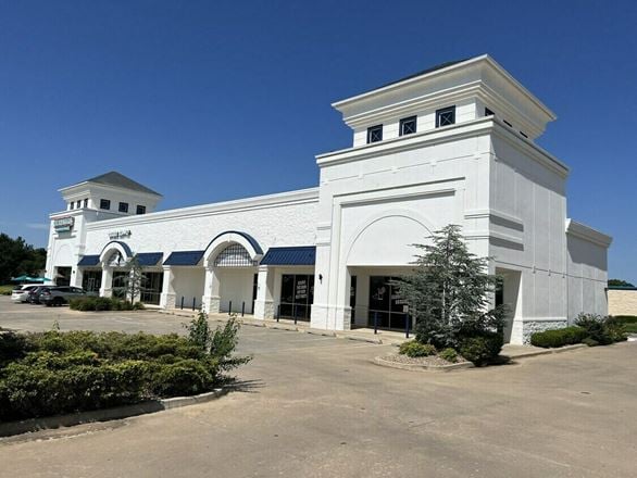 The Piazza Shops
