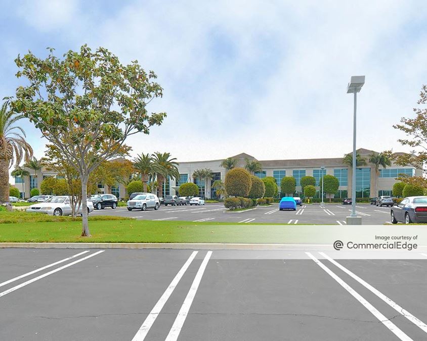 200 Flynn Road, Camarillo Office Space For Lease