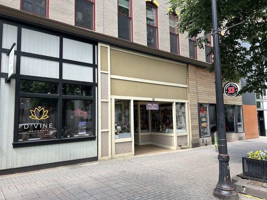 61 Monroe Center Street Northwest #1