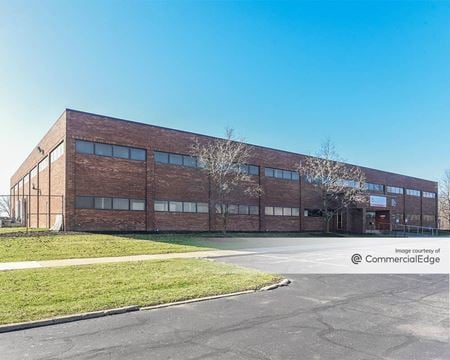 Office space for Rent at 999 Pine Avenue SE in Warren