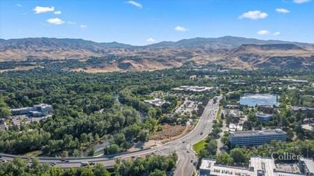 Photo of commercial space at 440 - 444 Parkcenter Blvd in Boise