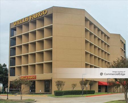 Wells Fargo Bank Building - Houston