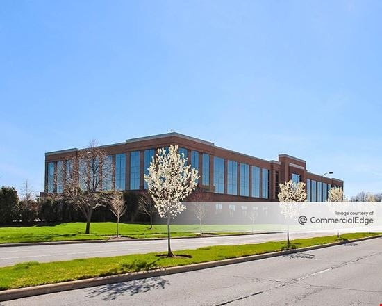 4343 Easton Commons