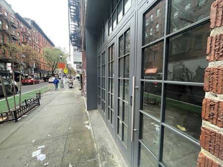Retail space for Rent at 88 Clinton St in New York