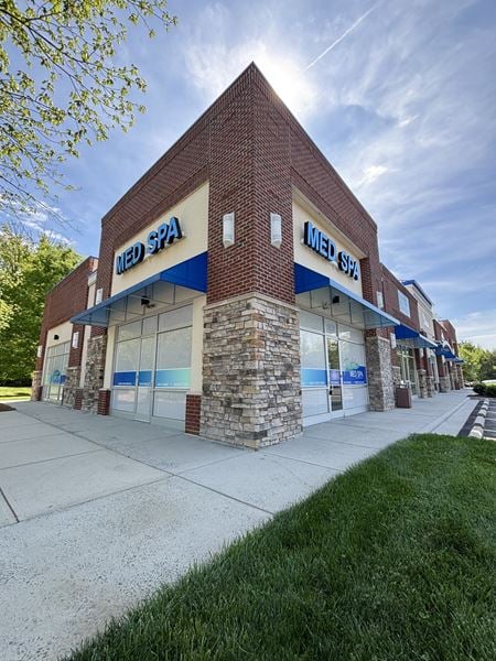 Retail space for Rent at 2546 Somerset Center Drive in Winston-Salem