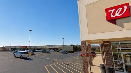 Retail space for Rent at 1477 Highway 72 N in Loudon
