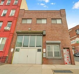 251 Montrose Ave