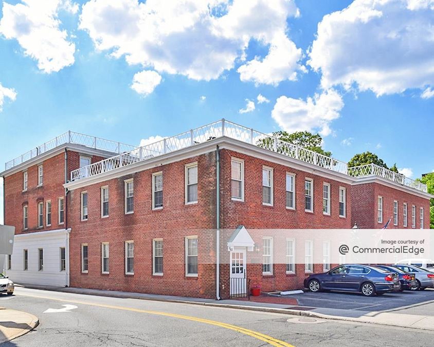 59 Hilton Avenue, Garden City Office Space For Lease