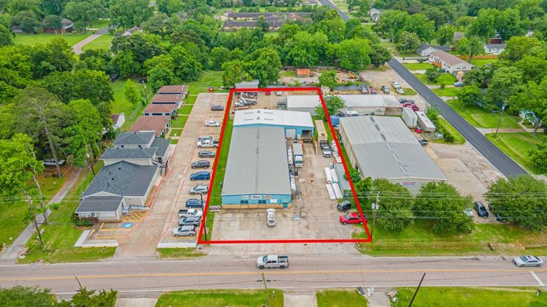 Baytown Flex Space Near I-10 & Hwy 146